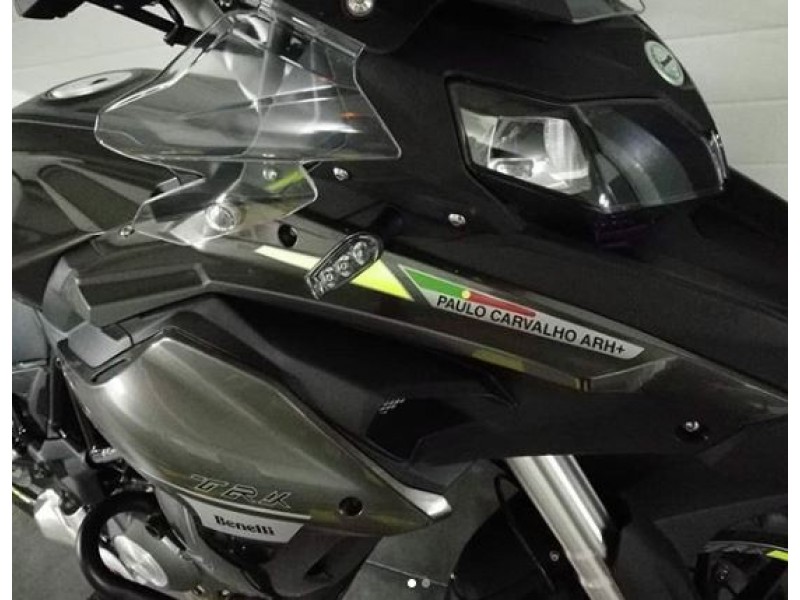 Bico de pato - TRK 502X Look (piloto)
