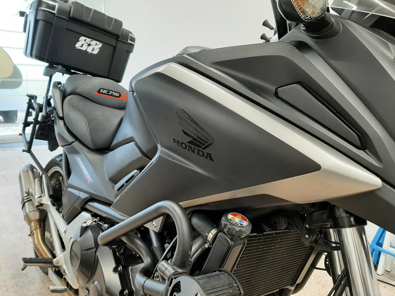 Decoração lateral Honda NC750x