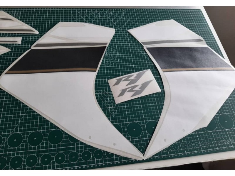 Labelbike 3D Gel Sticker Kit For Yamaha YZF R1 (2007-2008) - Carbon Look, Made In Italy