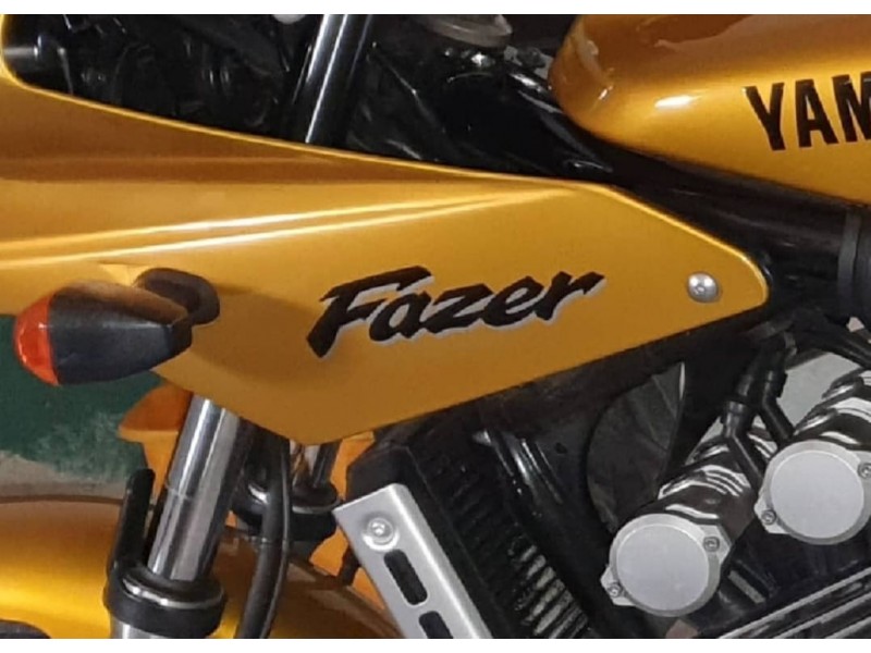 Autocolantes laterais Yamaha FZS 600 Fazer 1998-2001