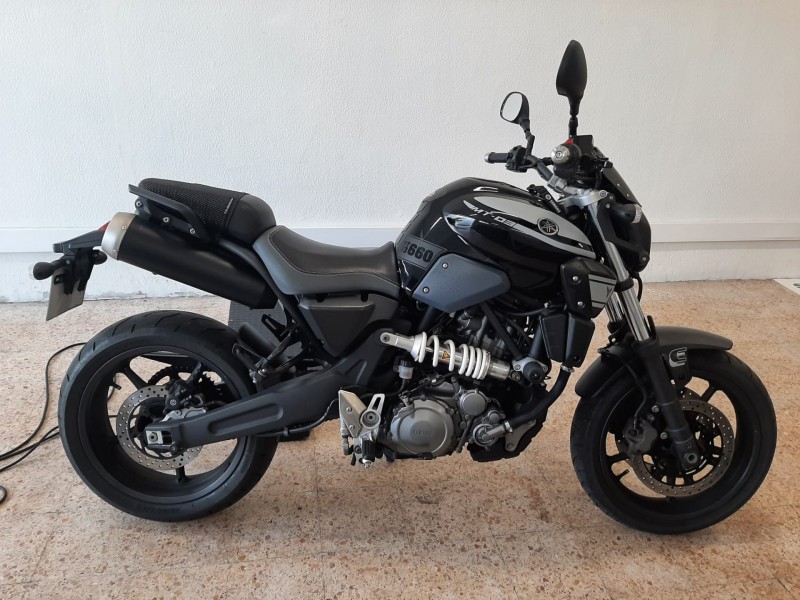 Autocolantes Yamaha MT-03 2005-06